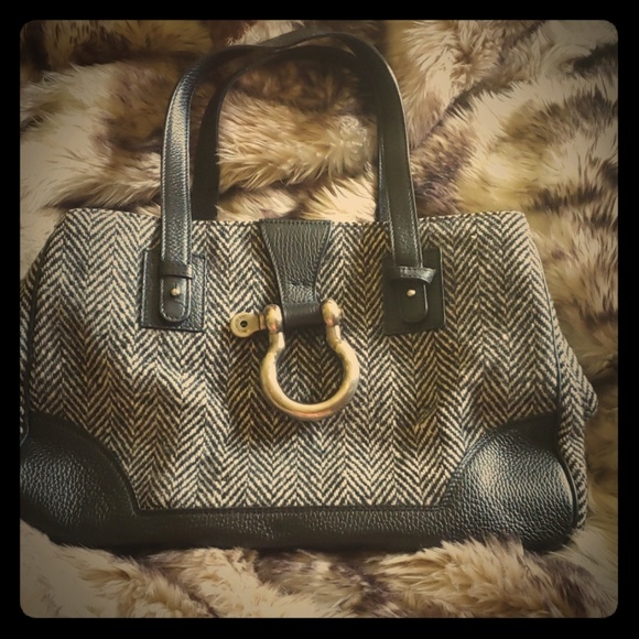 Burberry Handbags - Burberry London handbag Burberry Handbags - Burberry London handbag